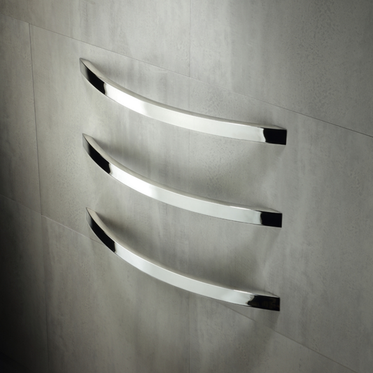 Strata Studio 1 Curved Single Bar Towel Warmer 700mm - Polished